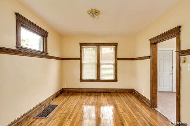 2244 Parker PARKER Street