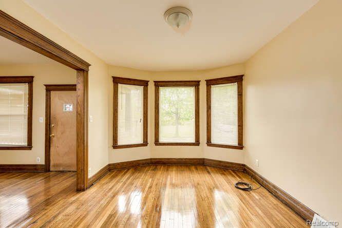 2244 Parker PARKER Street