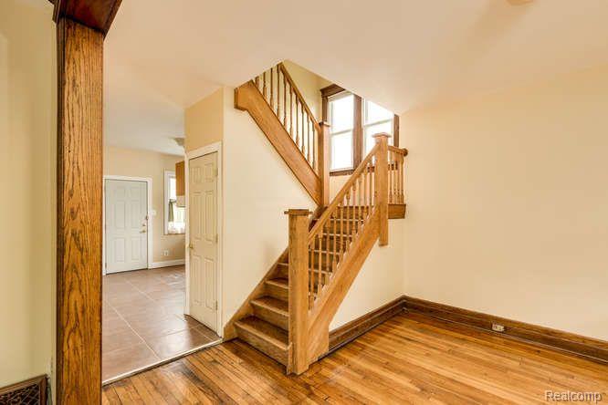 2244 Parker PARKER Street