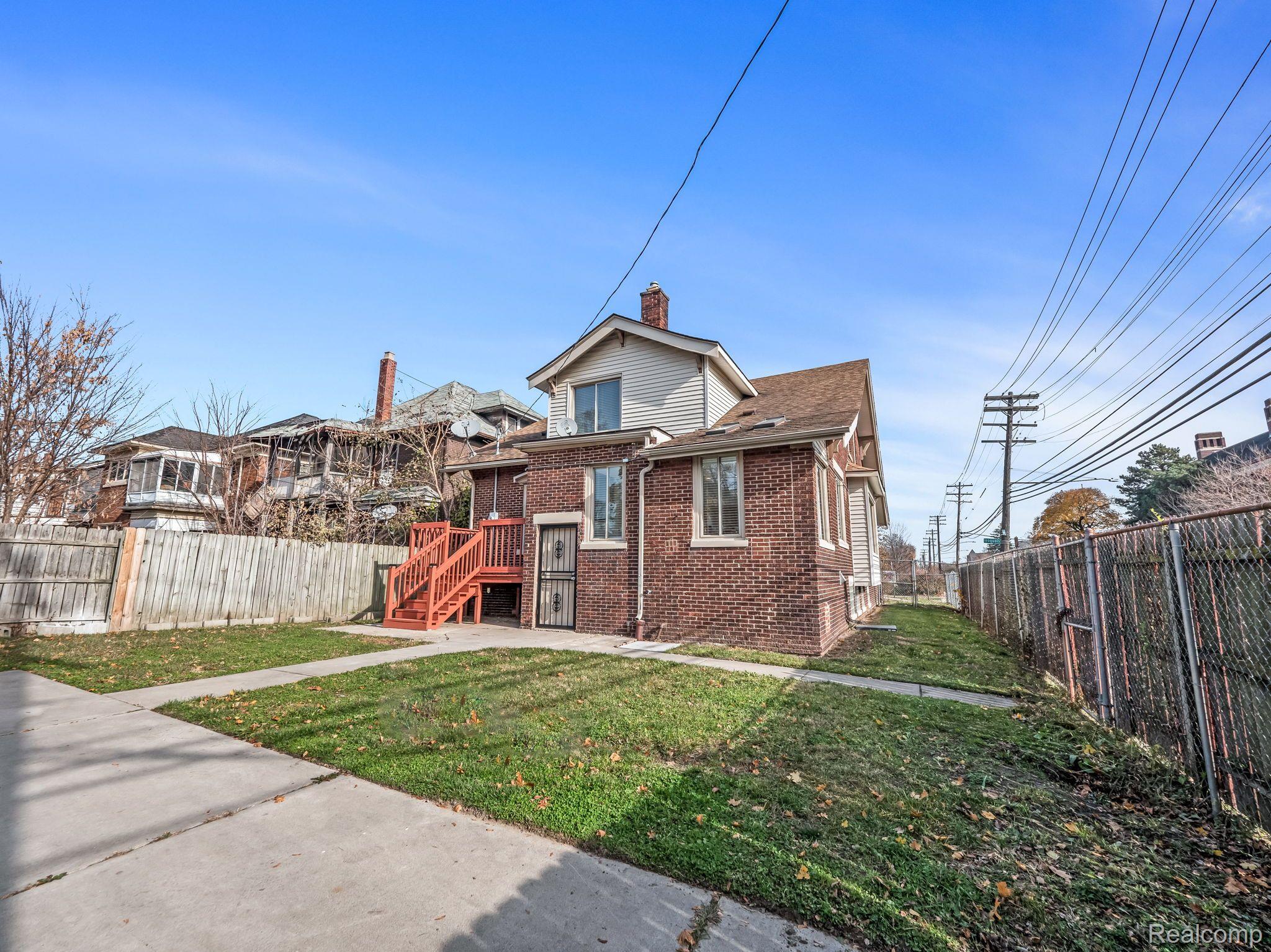 4403 IROQUOIS Street