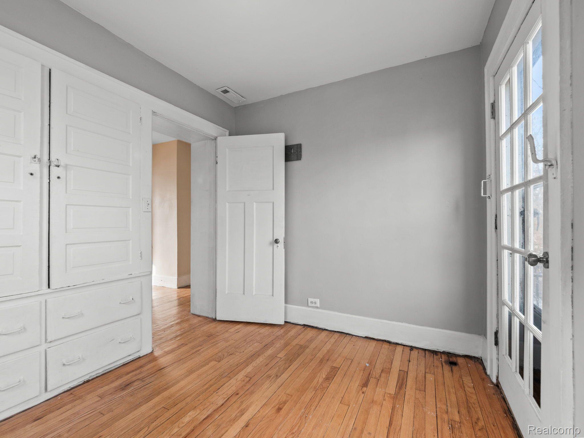 4478 SEMINOLE Street