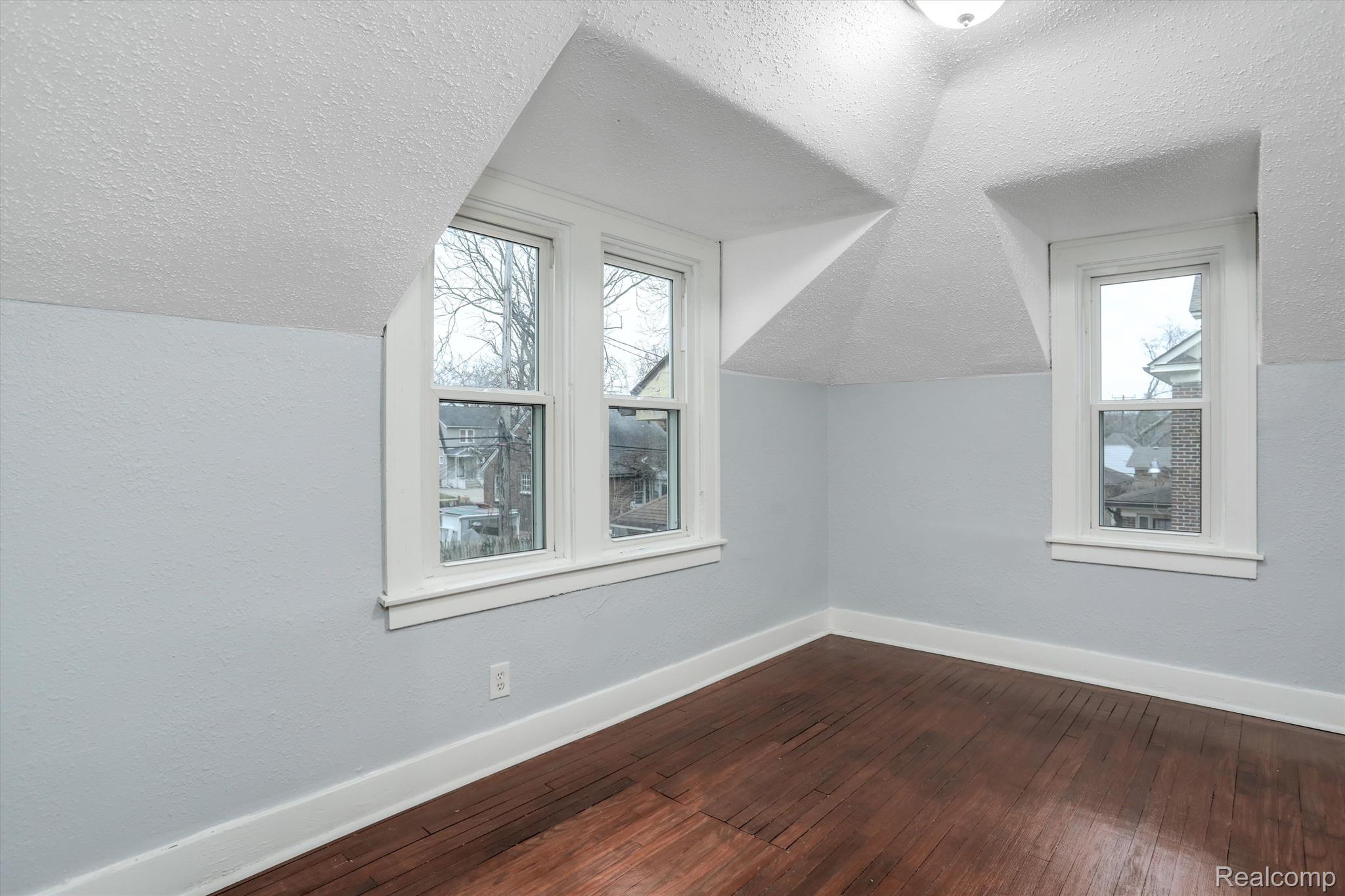 91 W GRIXDALE