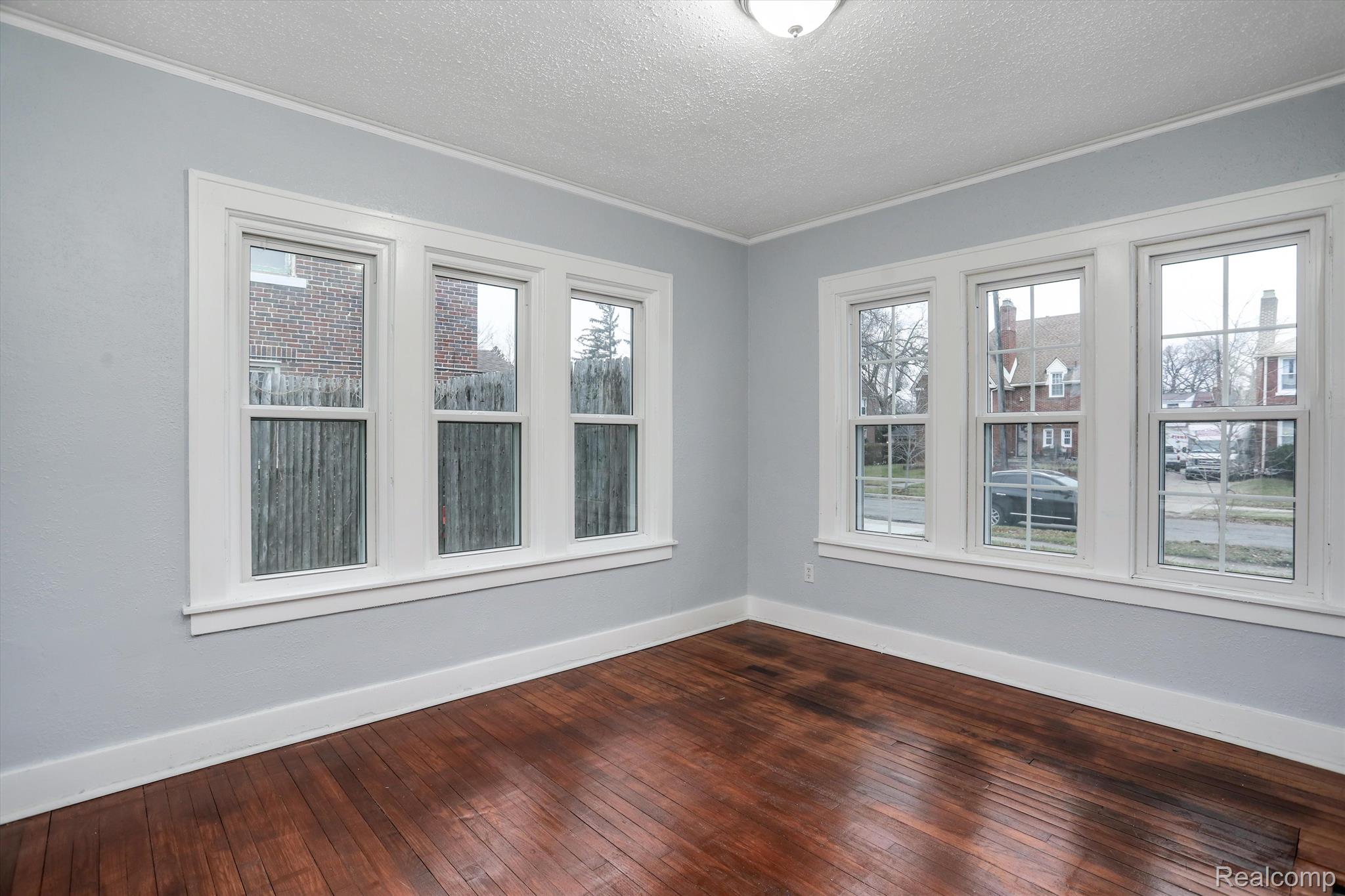 91 W GRIXDALE