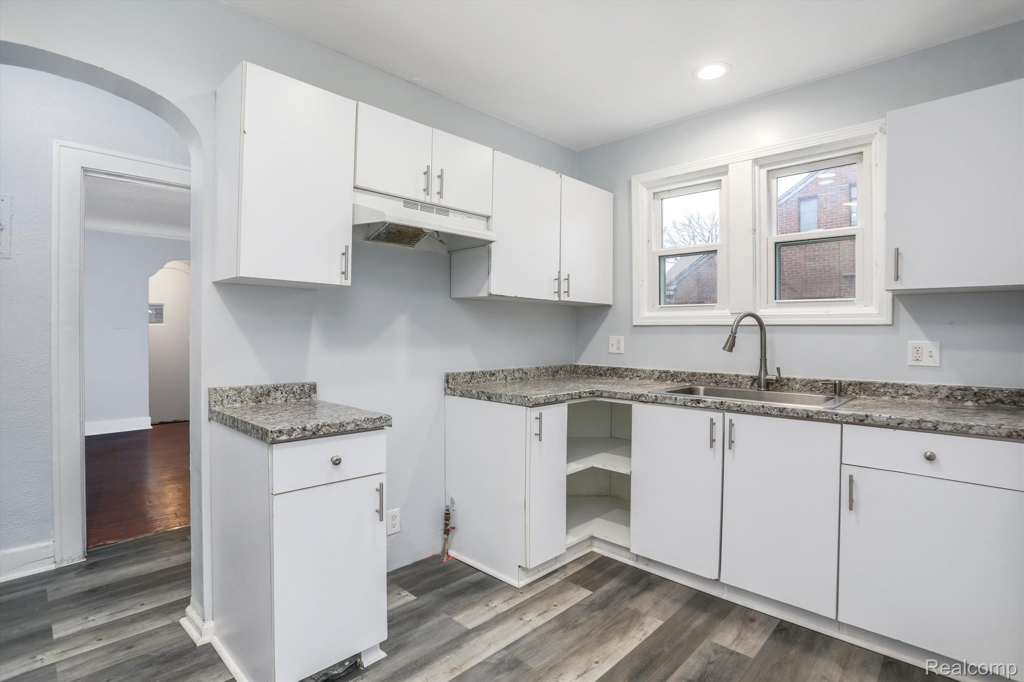 91 W GRIXDALE