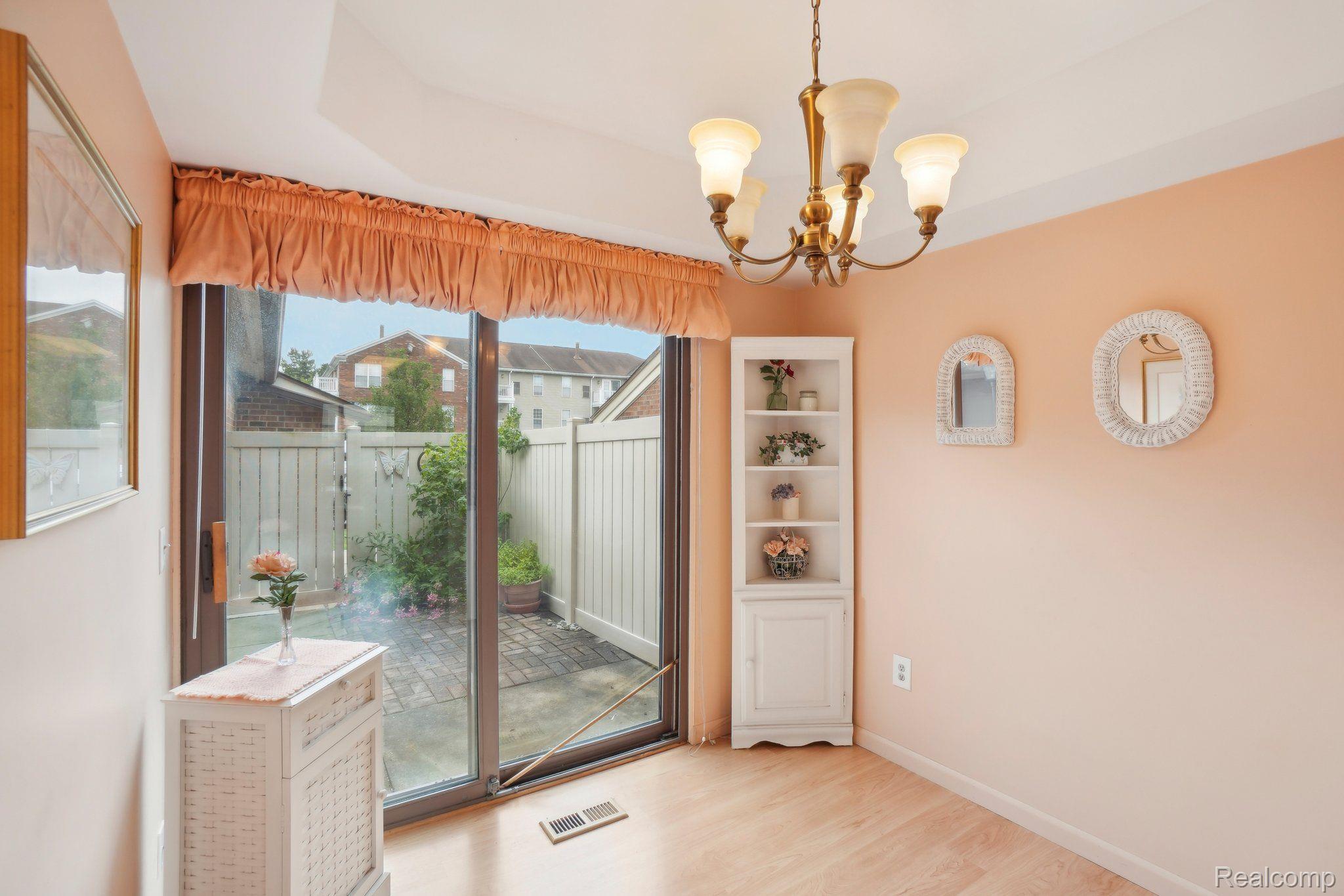 29053 TIFFANY Drive W
