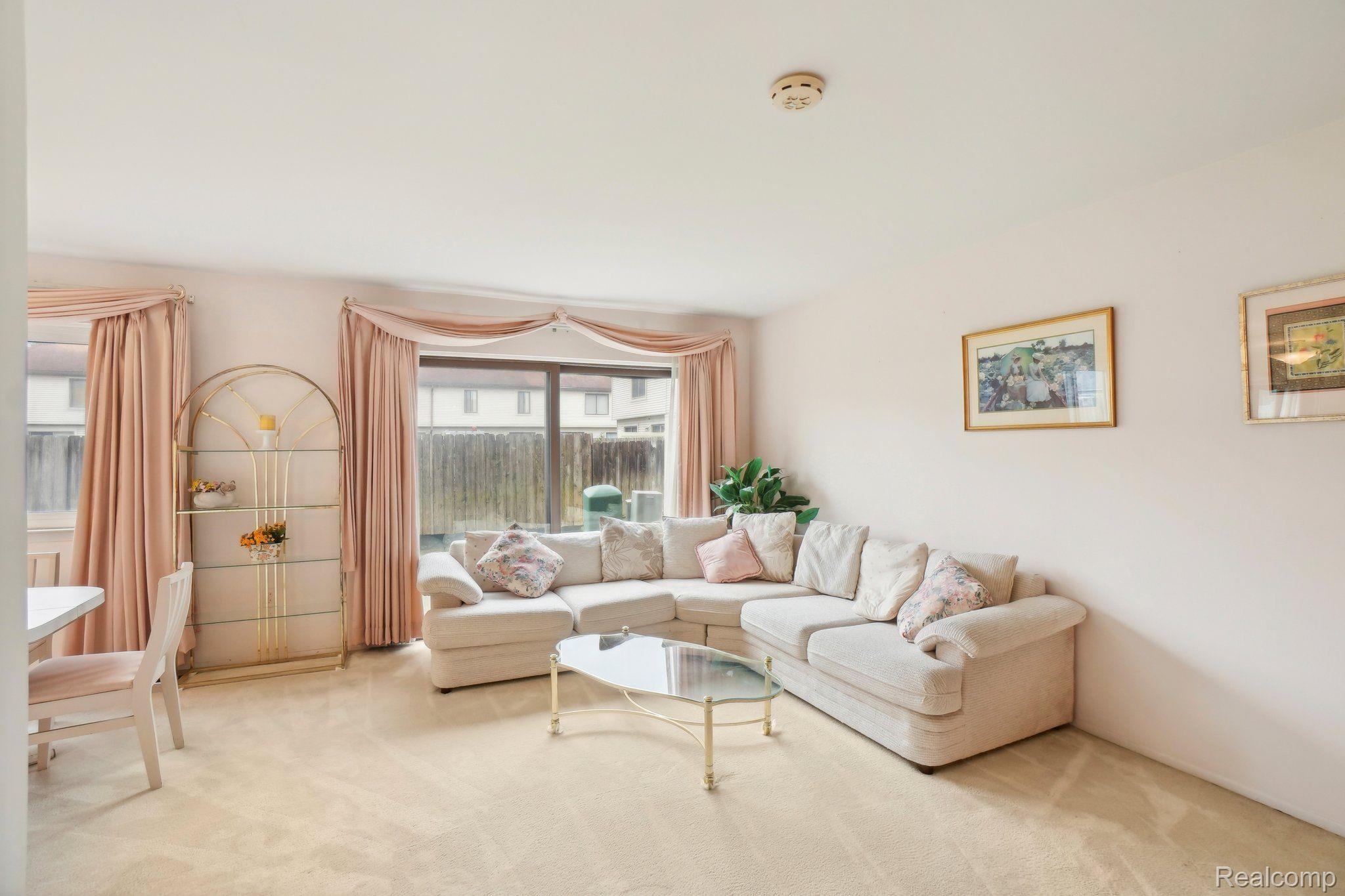 29053 TIFFANY Drive W