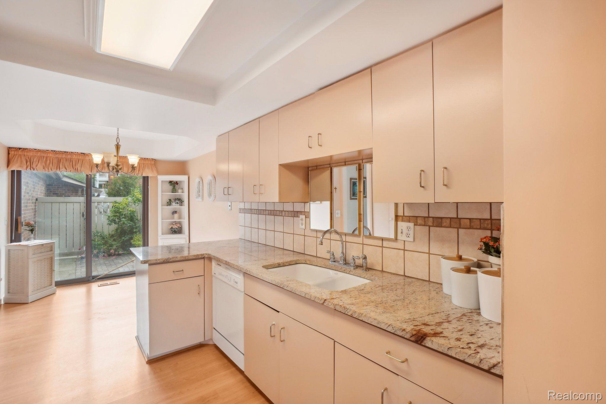 29053 TIFFANY Drive W