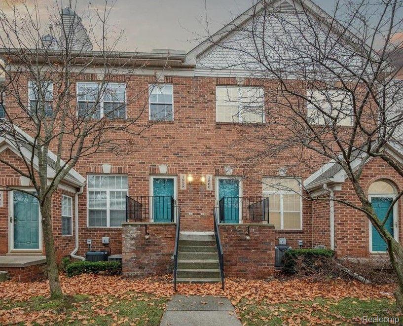 1747 CAMPAU FARMS Circle