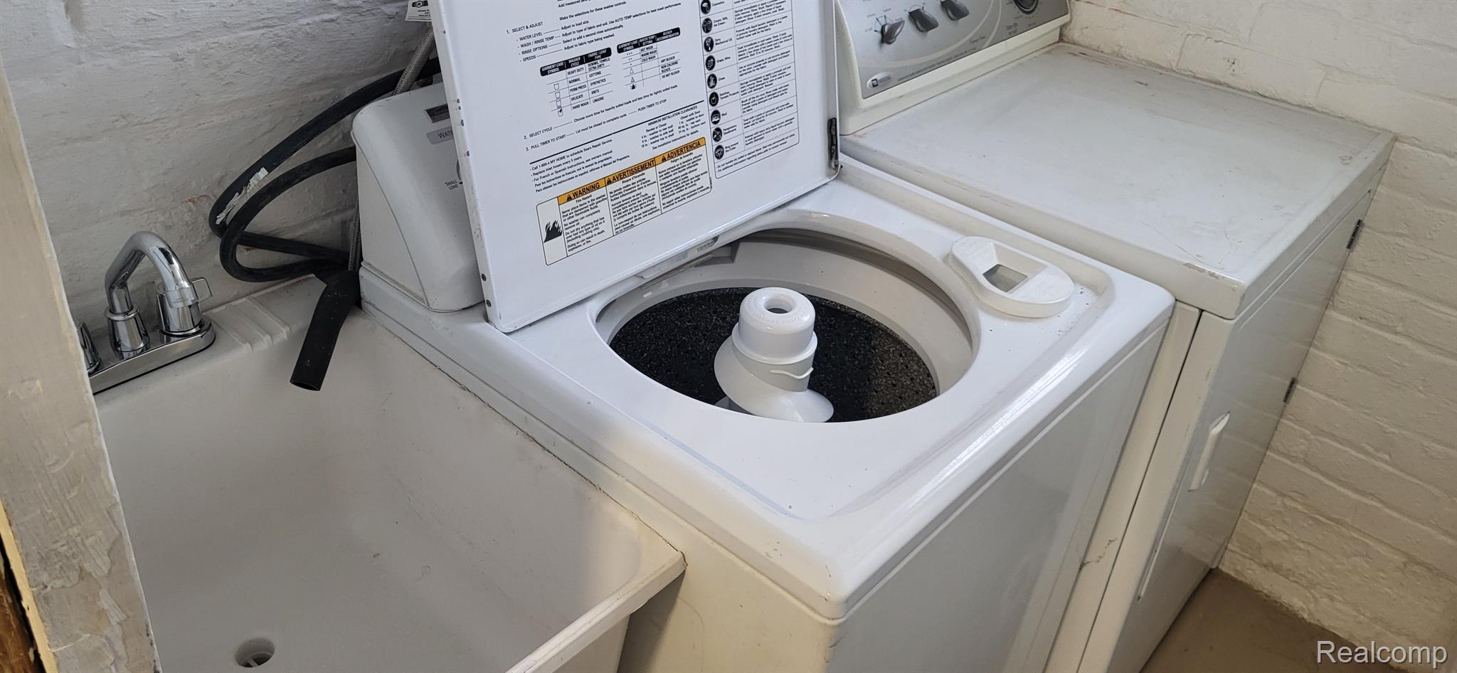 5182 MAXWELL Street 1