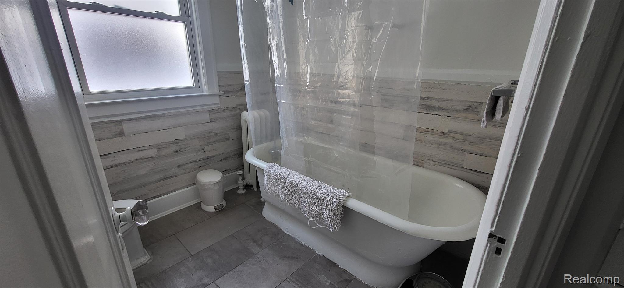 5182 MAXWELL Street 1