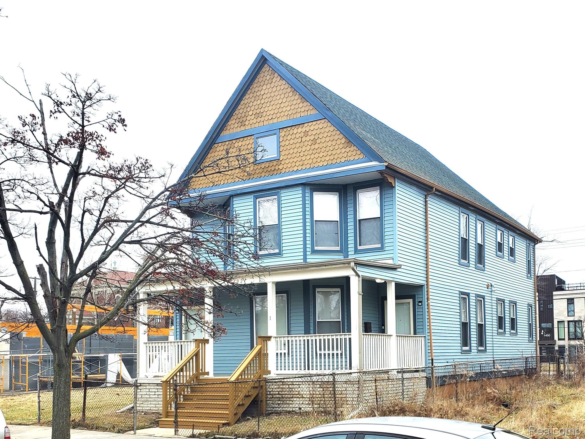 1432 SHERIDAN Street