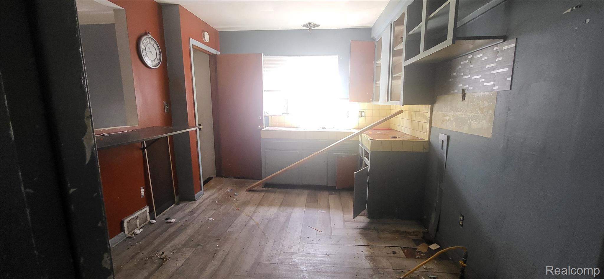 14885 Rutherford Street