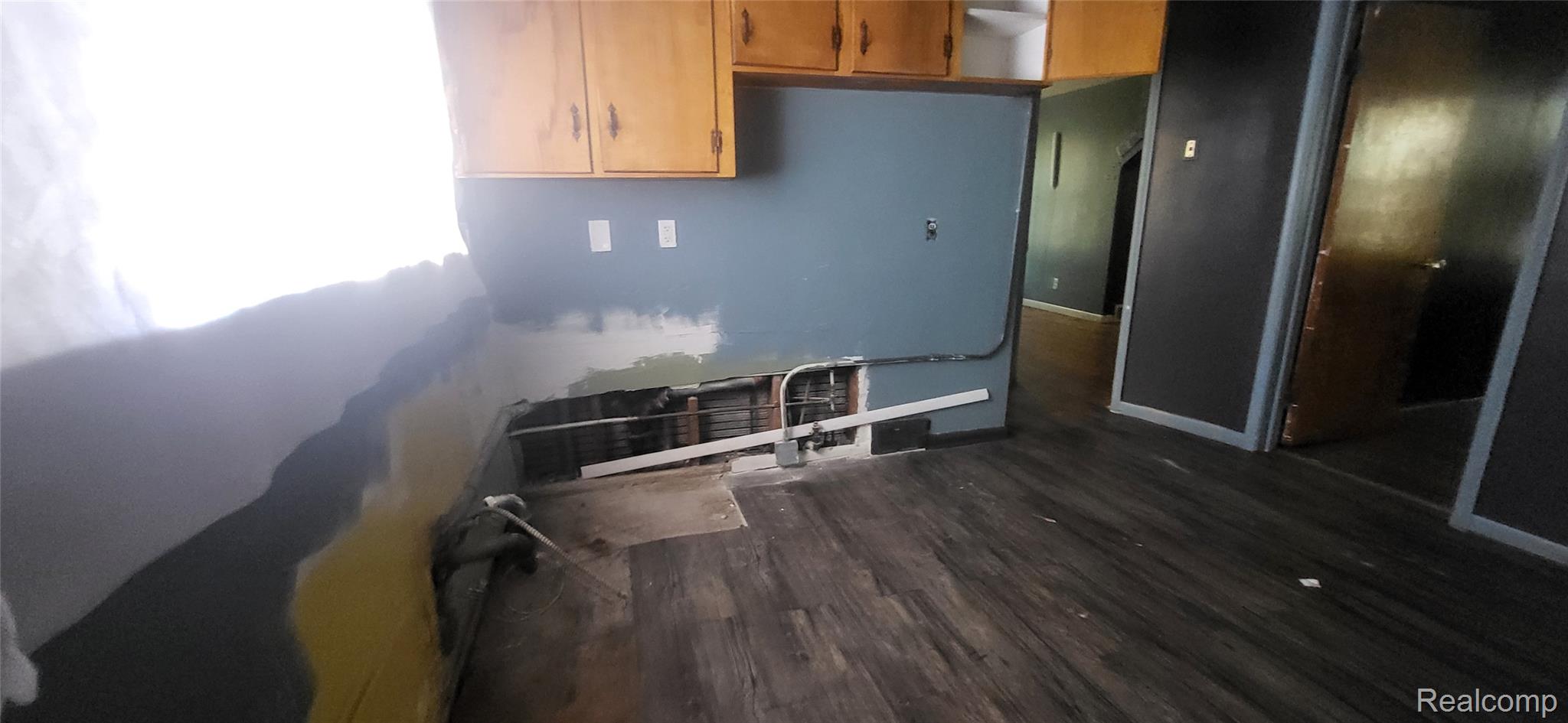 14885 Rutherford Street