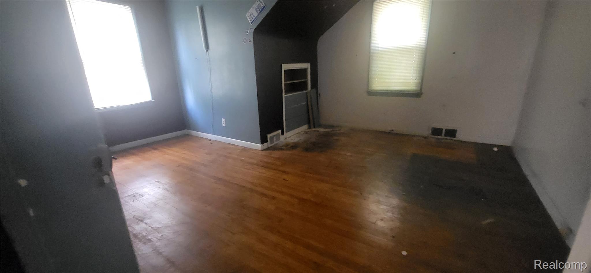 14885 Rutherford Street