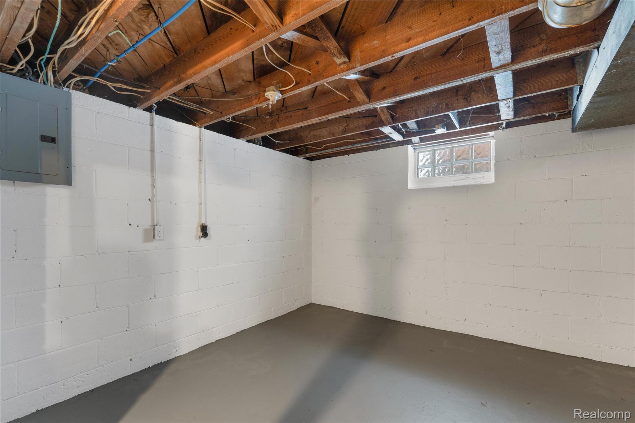 18704 Sunderland Road