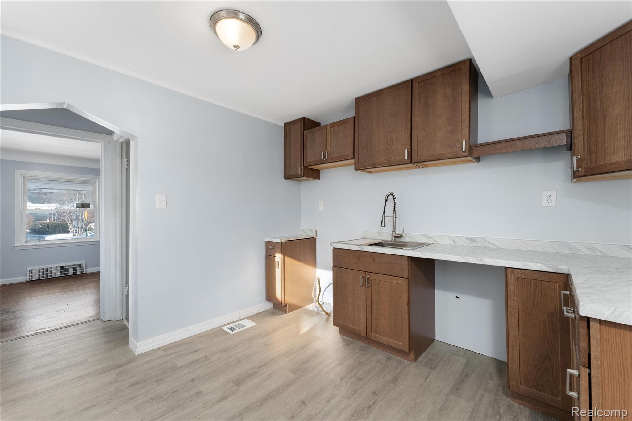 18704 Sunderland Road