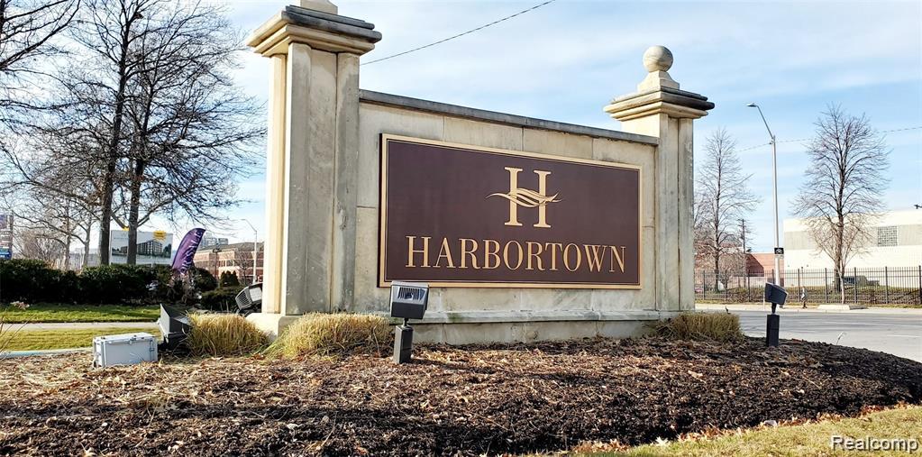 3320 SPINNAKER (18B) Lane