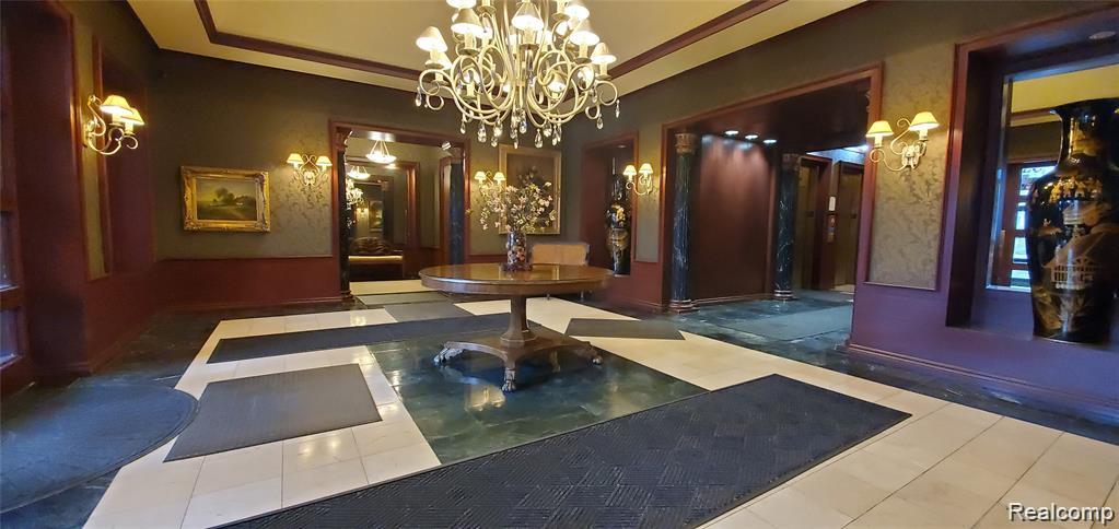 3320 SPINNAKER (18B) Lane