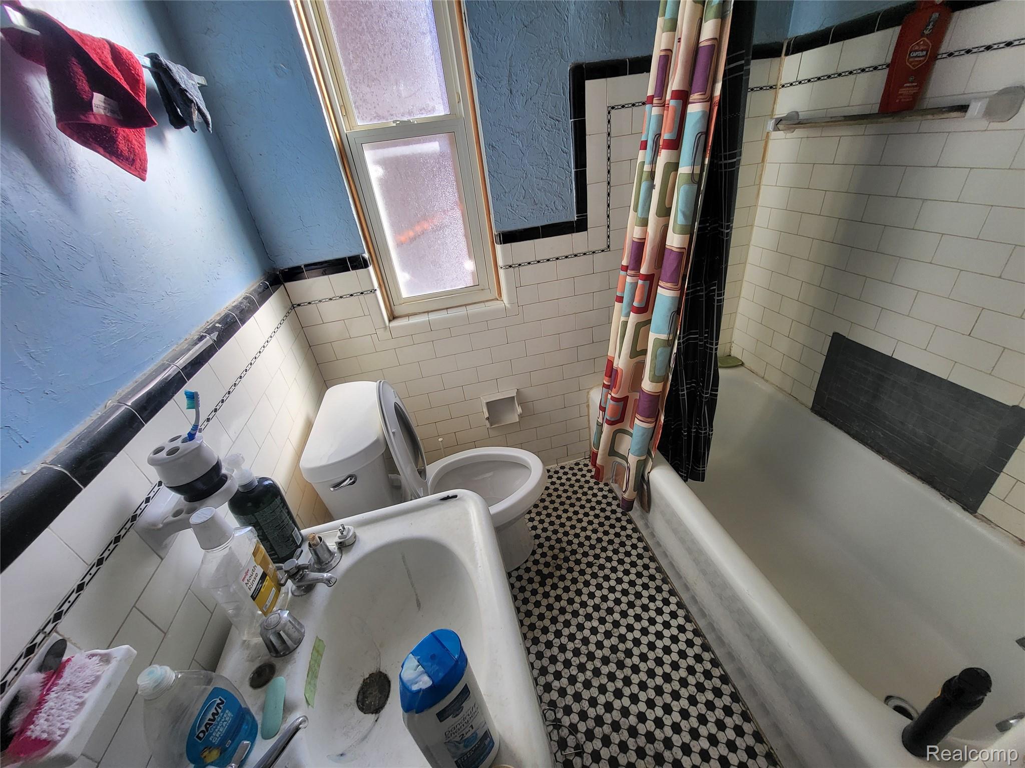 16631 Birwood Street