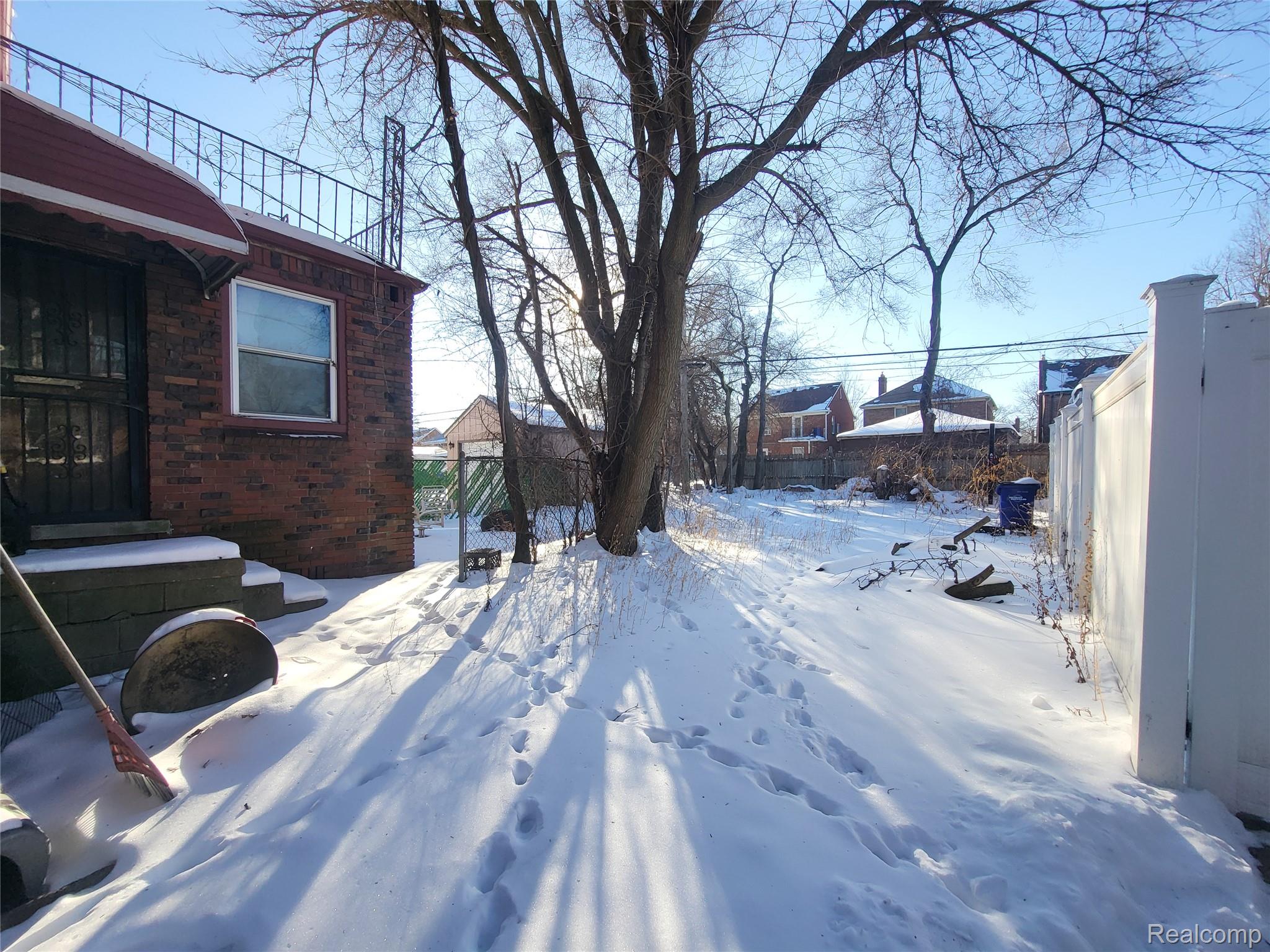 16631 Birwood Street