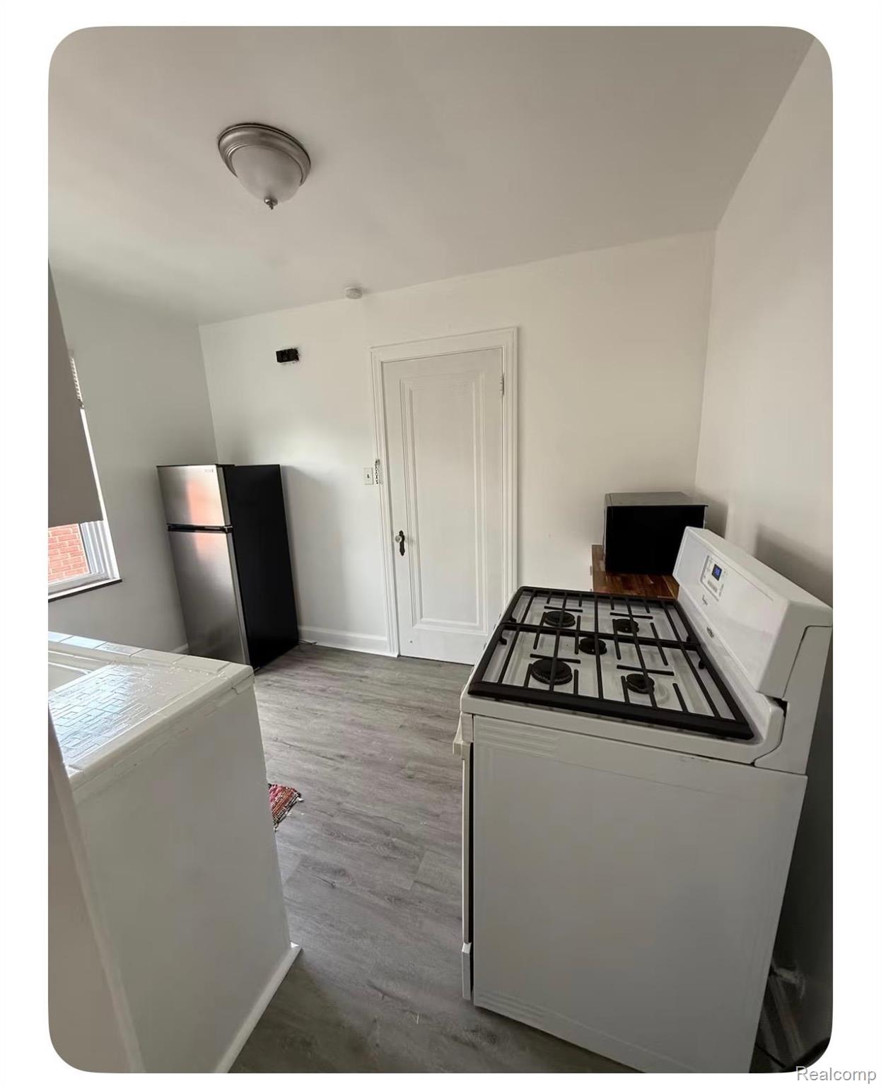 17167 Hartwell Street