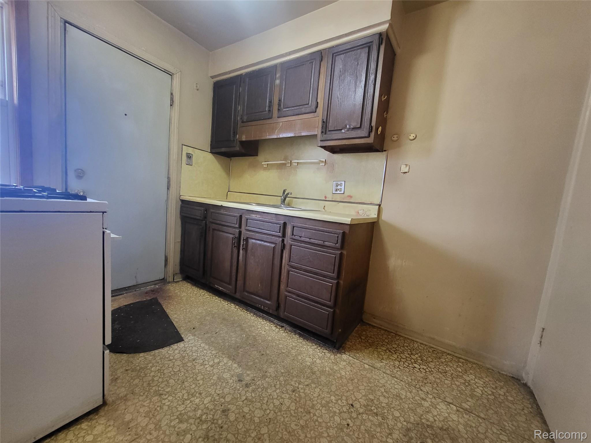 3462 Ewald Circle 8