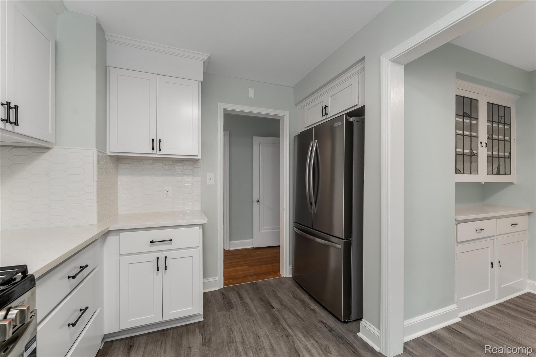 16806 LaSalle (Upper Unit)