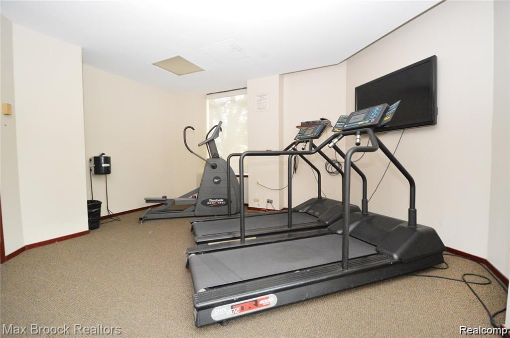 3320 SPINNAKER (18B) Lane