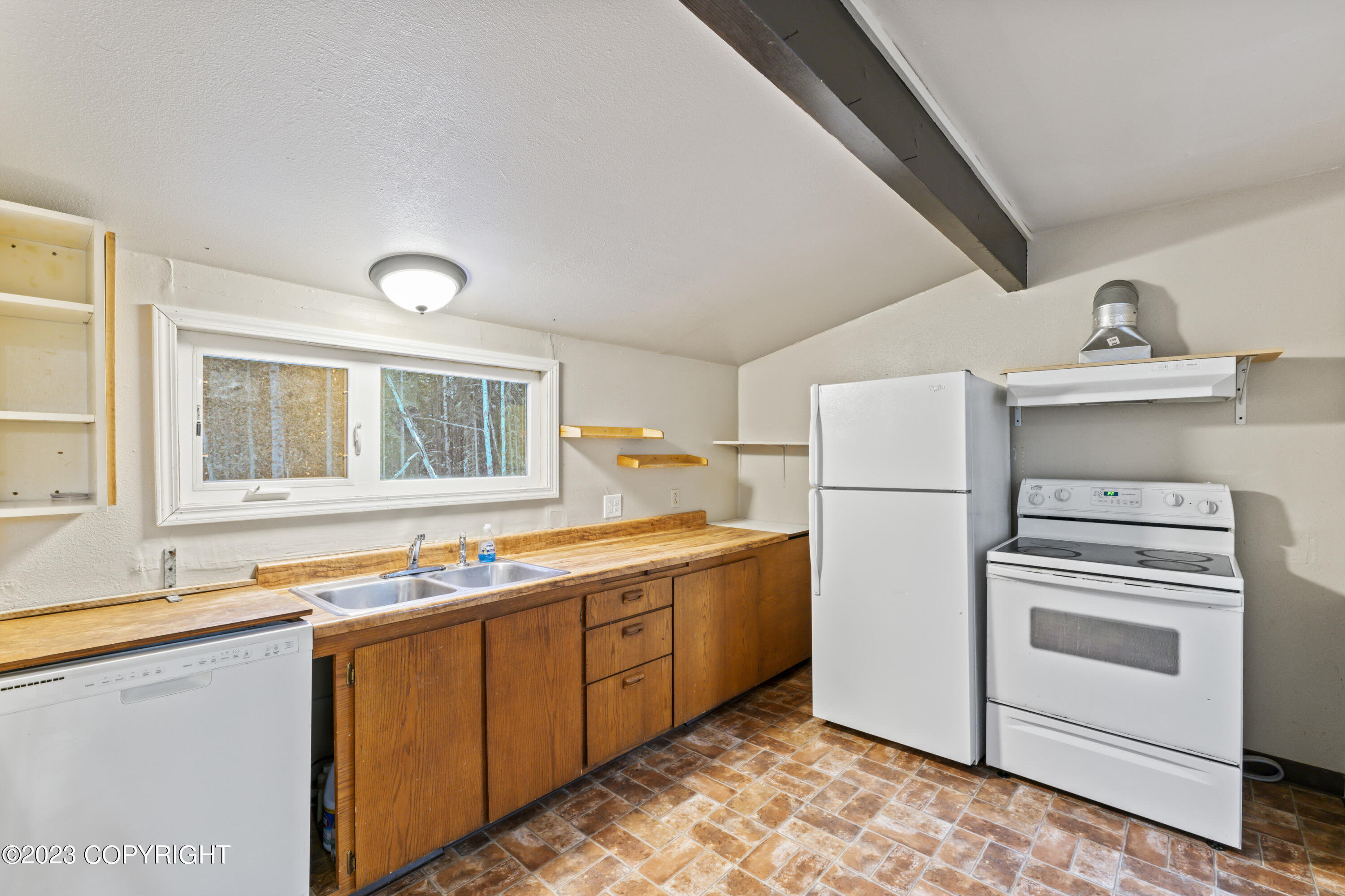 18235 E Chickaloon Road