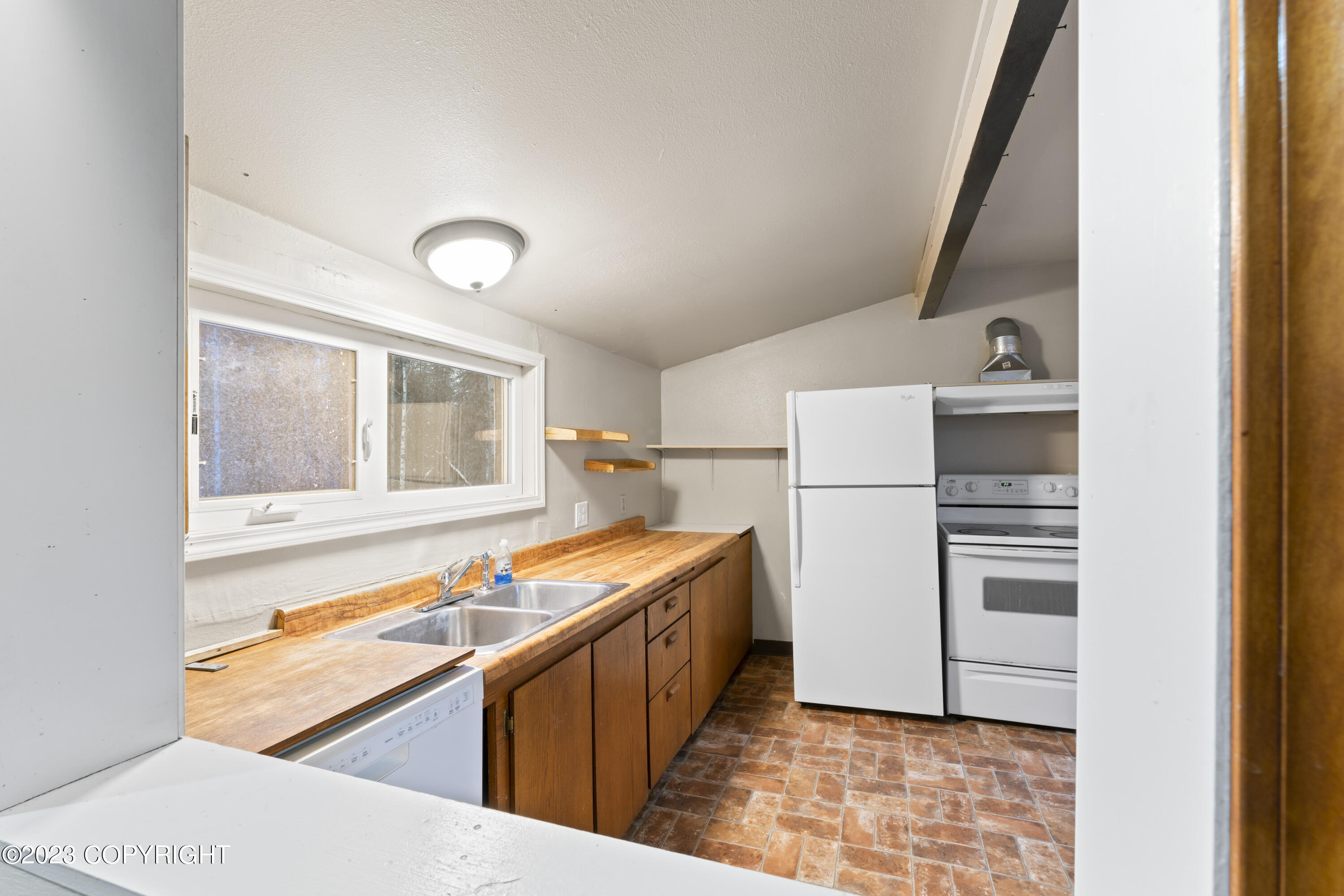 18235 E Chickaloon Road