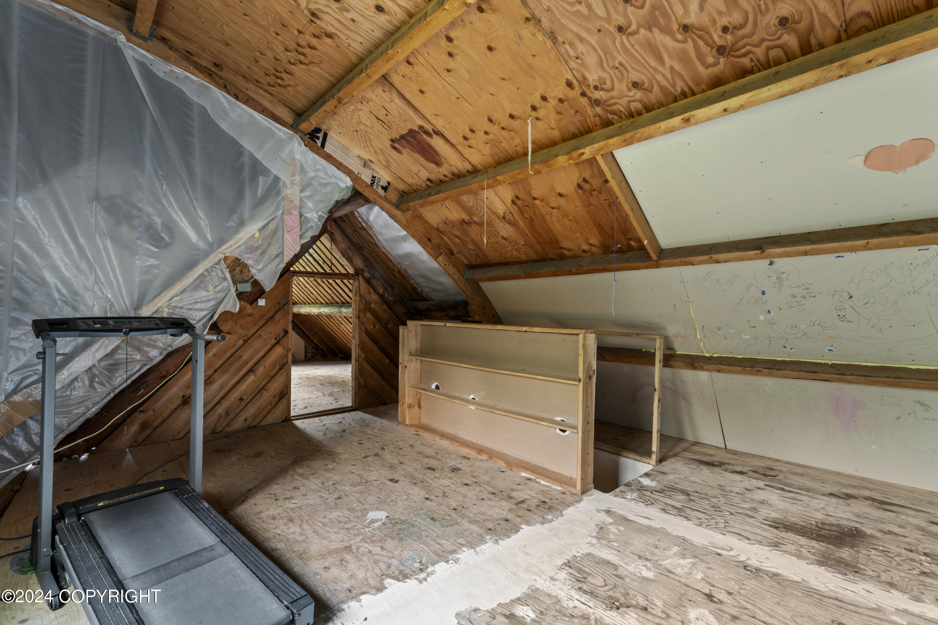 16756 E MOOSE HOLLOW Avenue