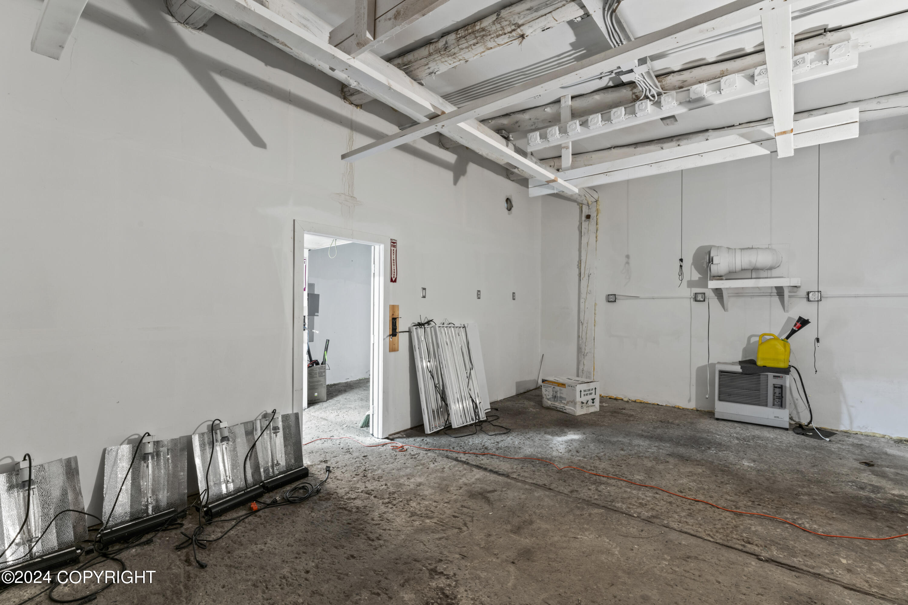 16756 E MOOSE HOLLOW Avenue