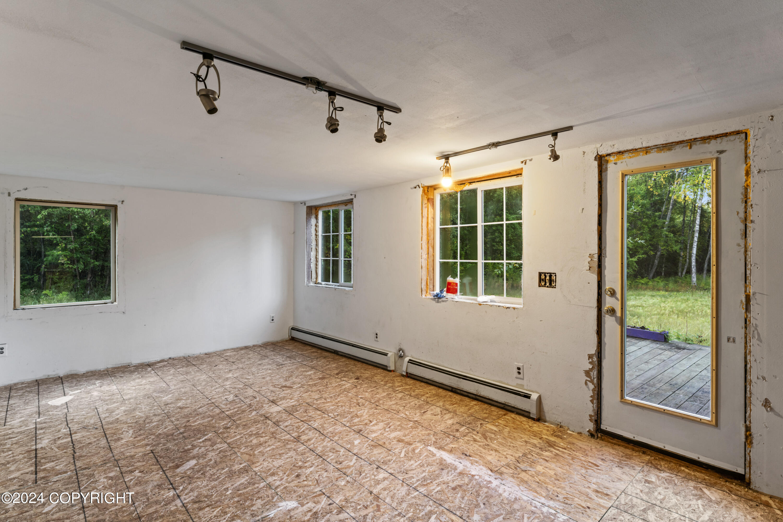 16756 E MOOSE HOLLOW Avenue