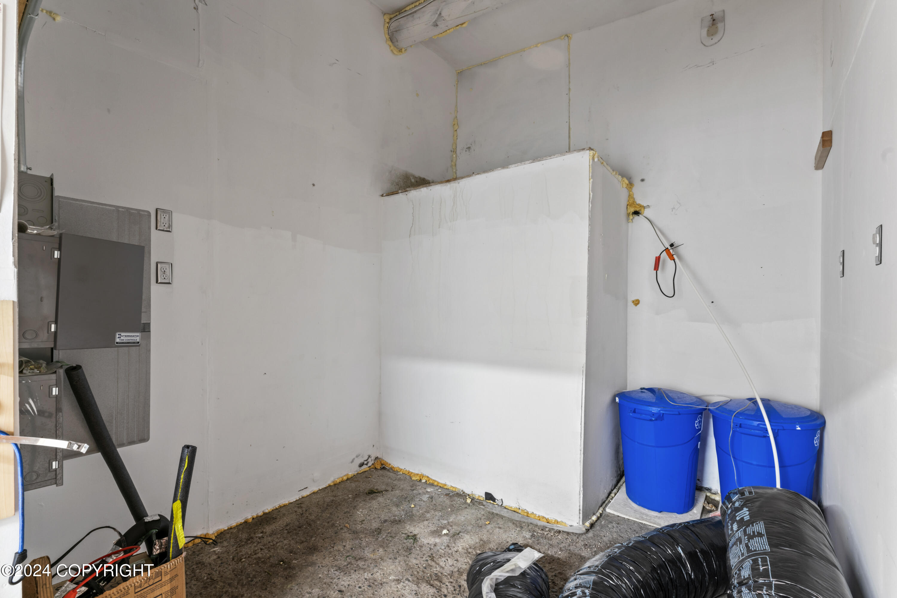 16756 E MOOSE HOLLOW Avenue