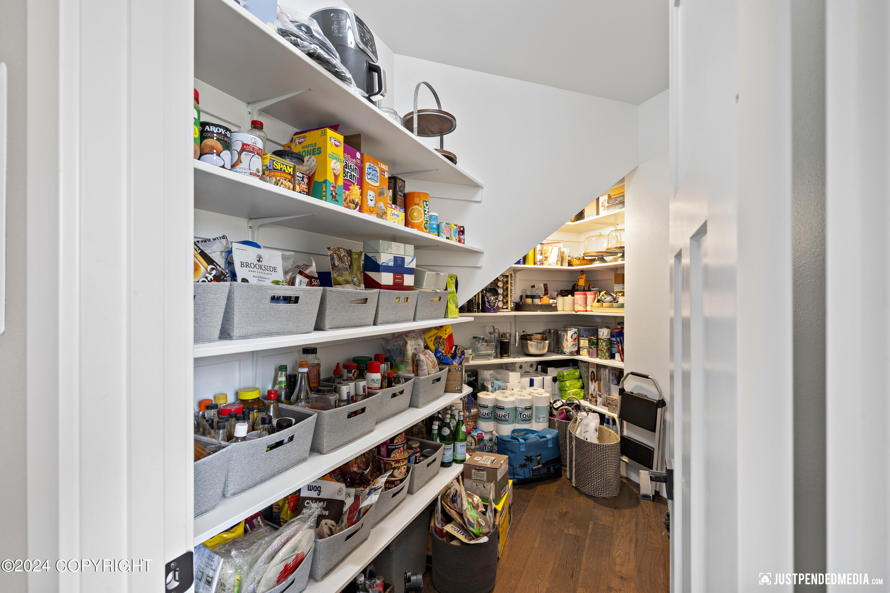 3666 S Barn Gable Loop