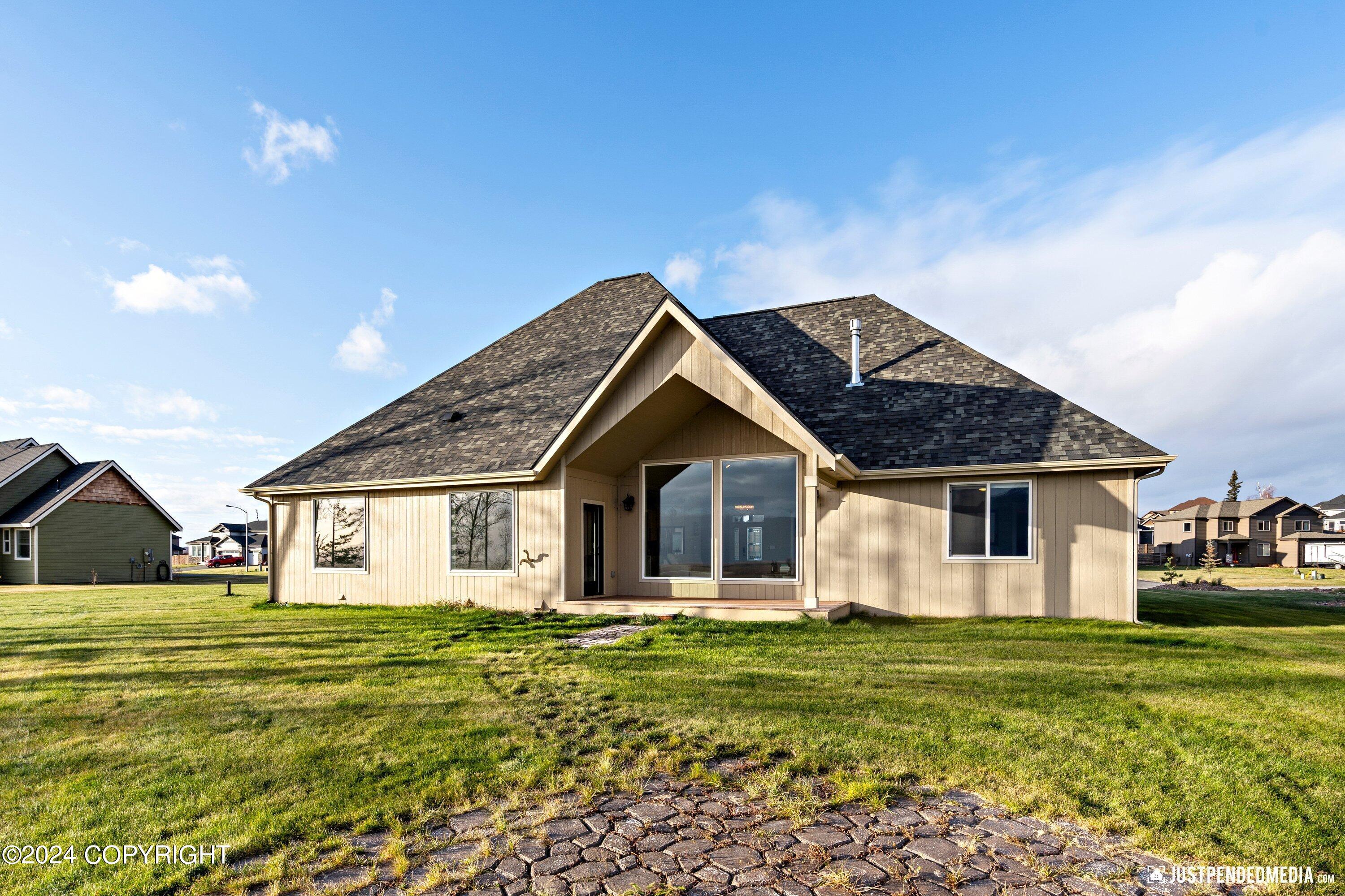 3666 S Barn Gable Loop
