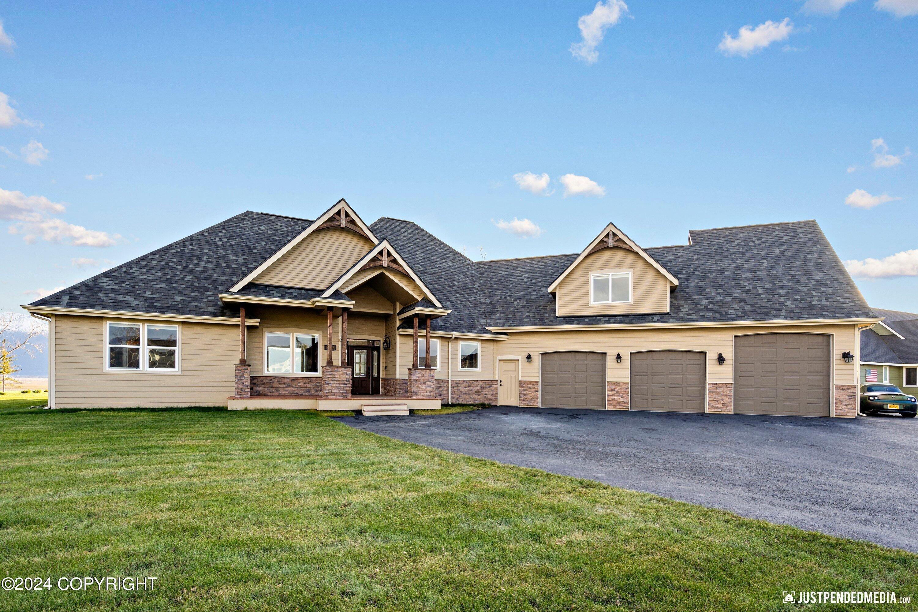 3666 S Barn Gable Loop