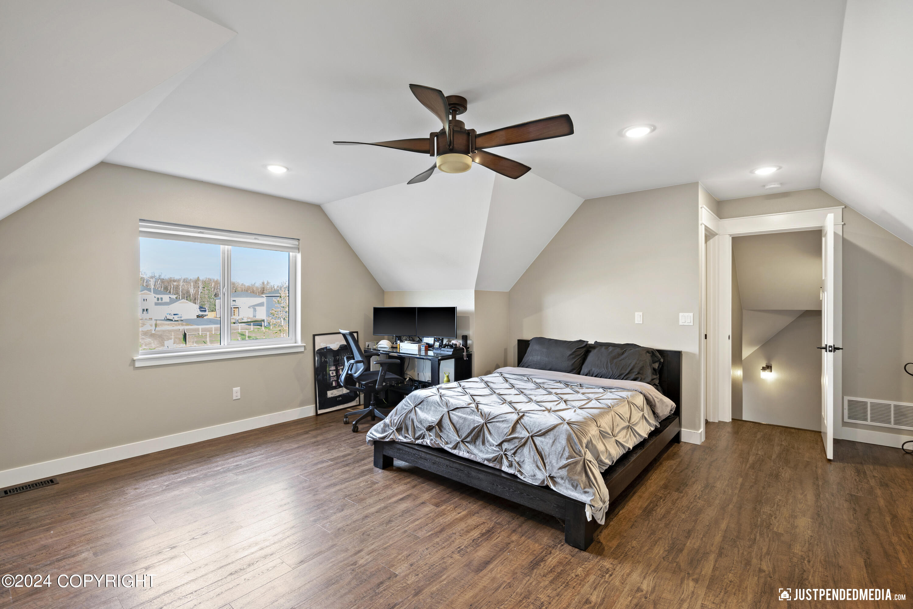 3666 S Barn Gable Loop