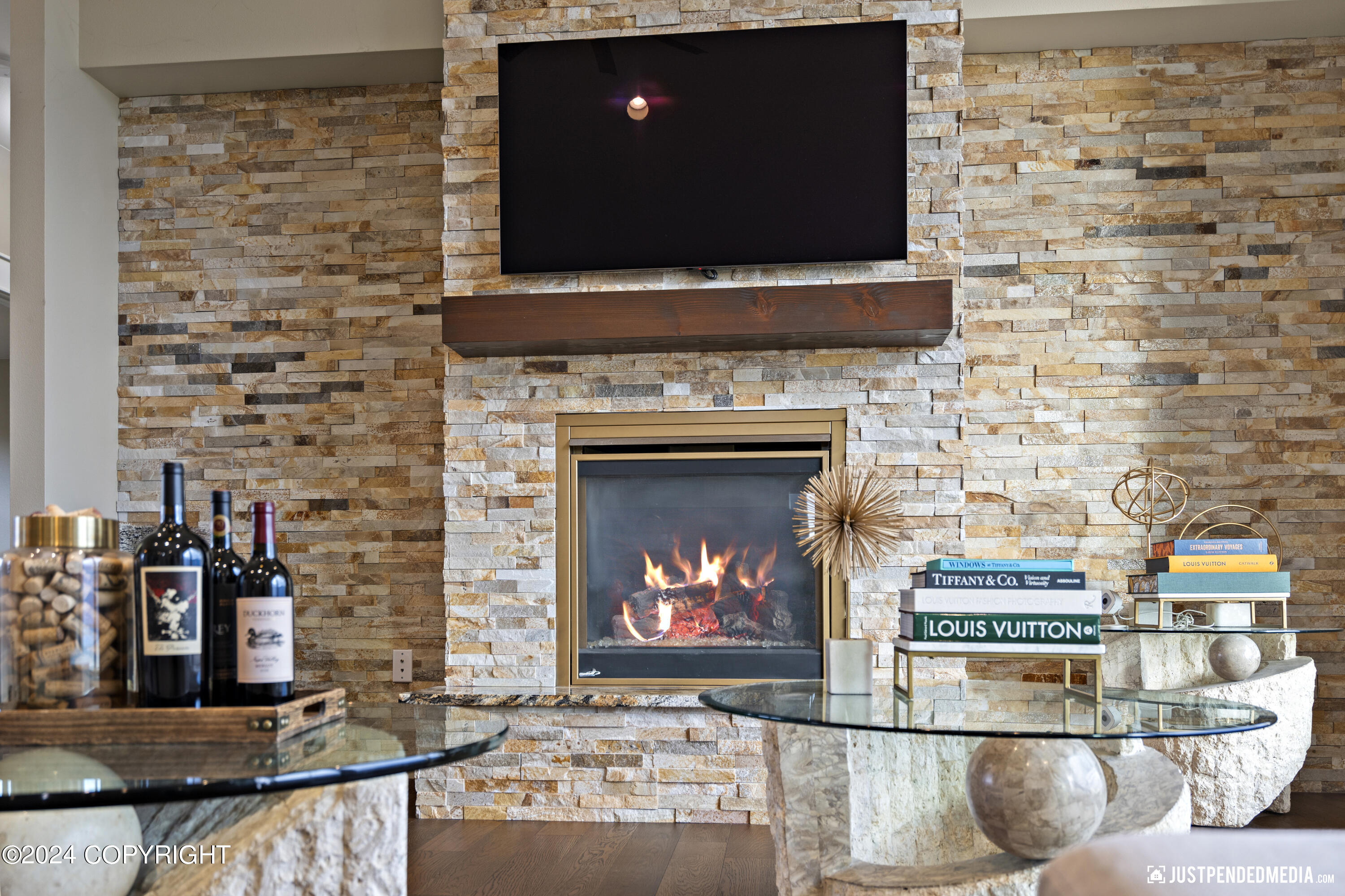 3666 S Barn Gable Loop