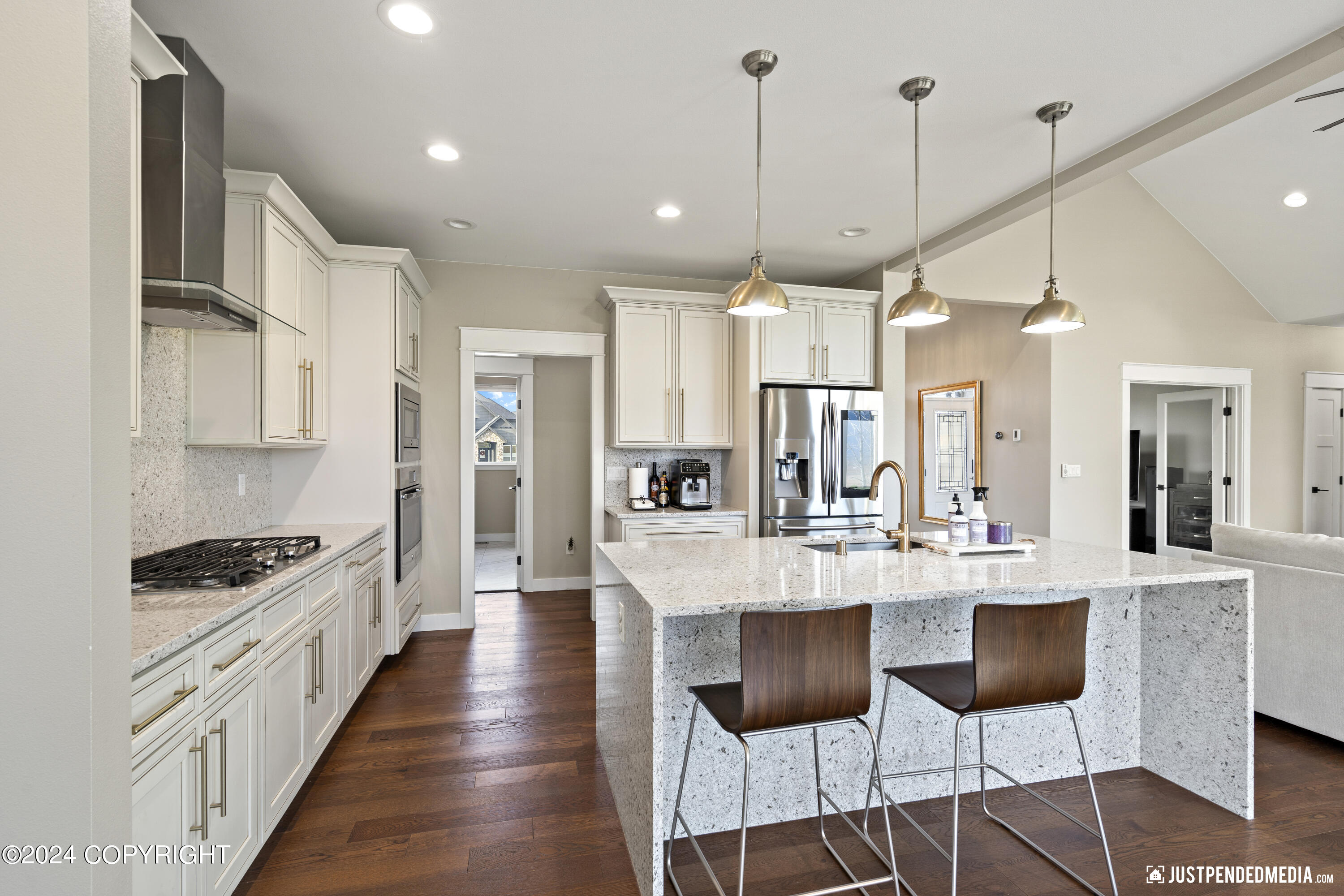 3666 S Barn Gable Loop