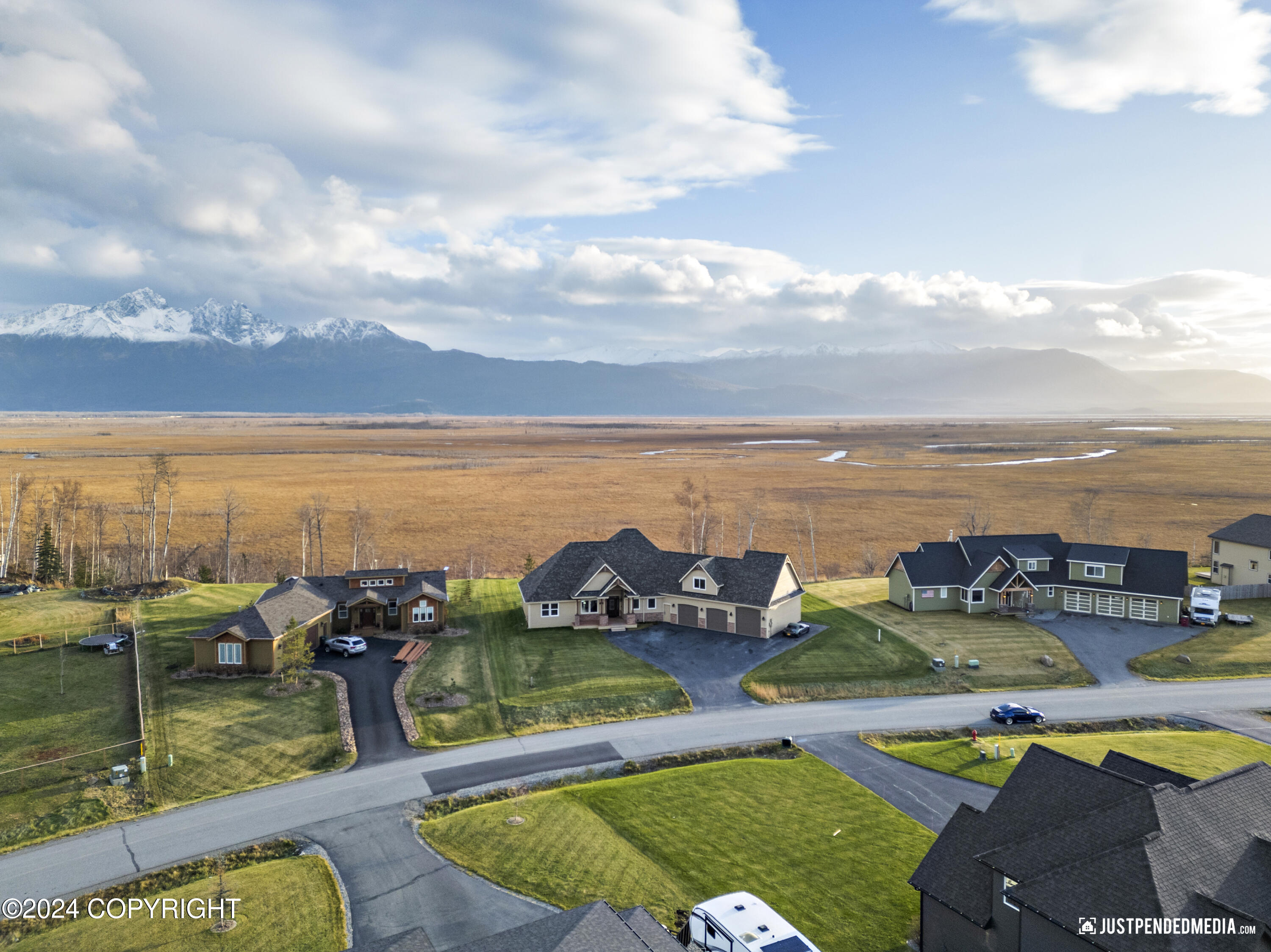 3666 S Barn Gable Loop