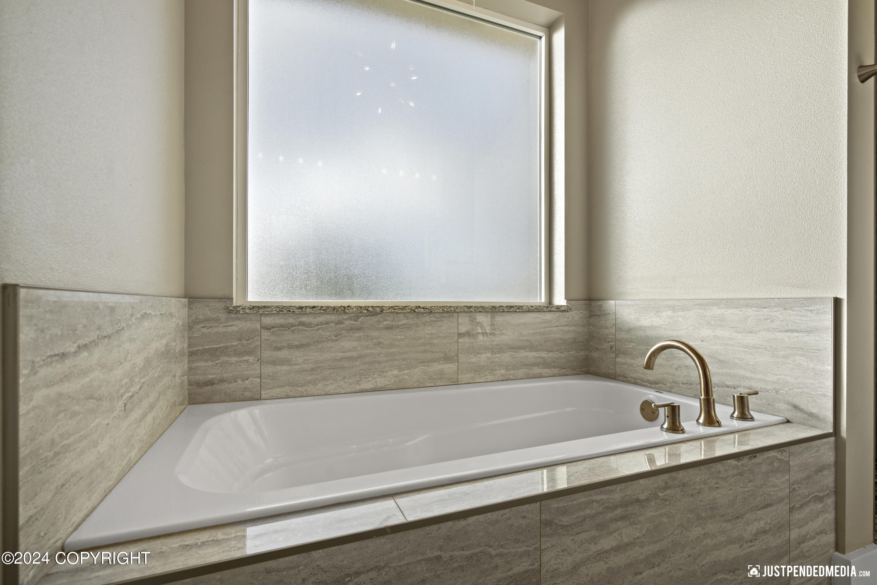 3666 S Barn Gable Loop