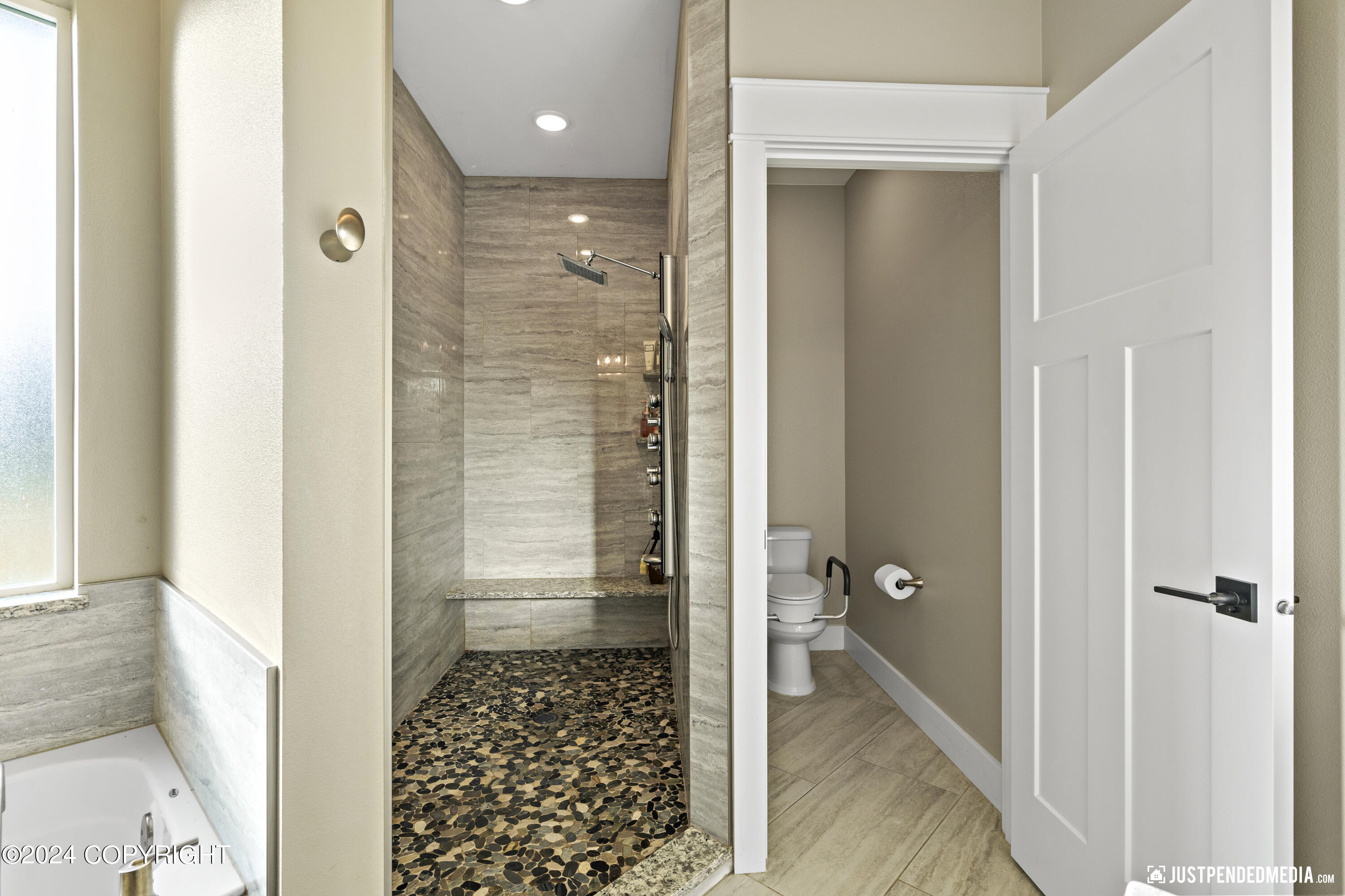 3666 S Barn Gable Loop