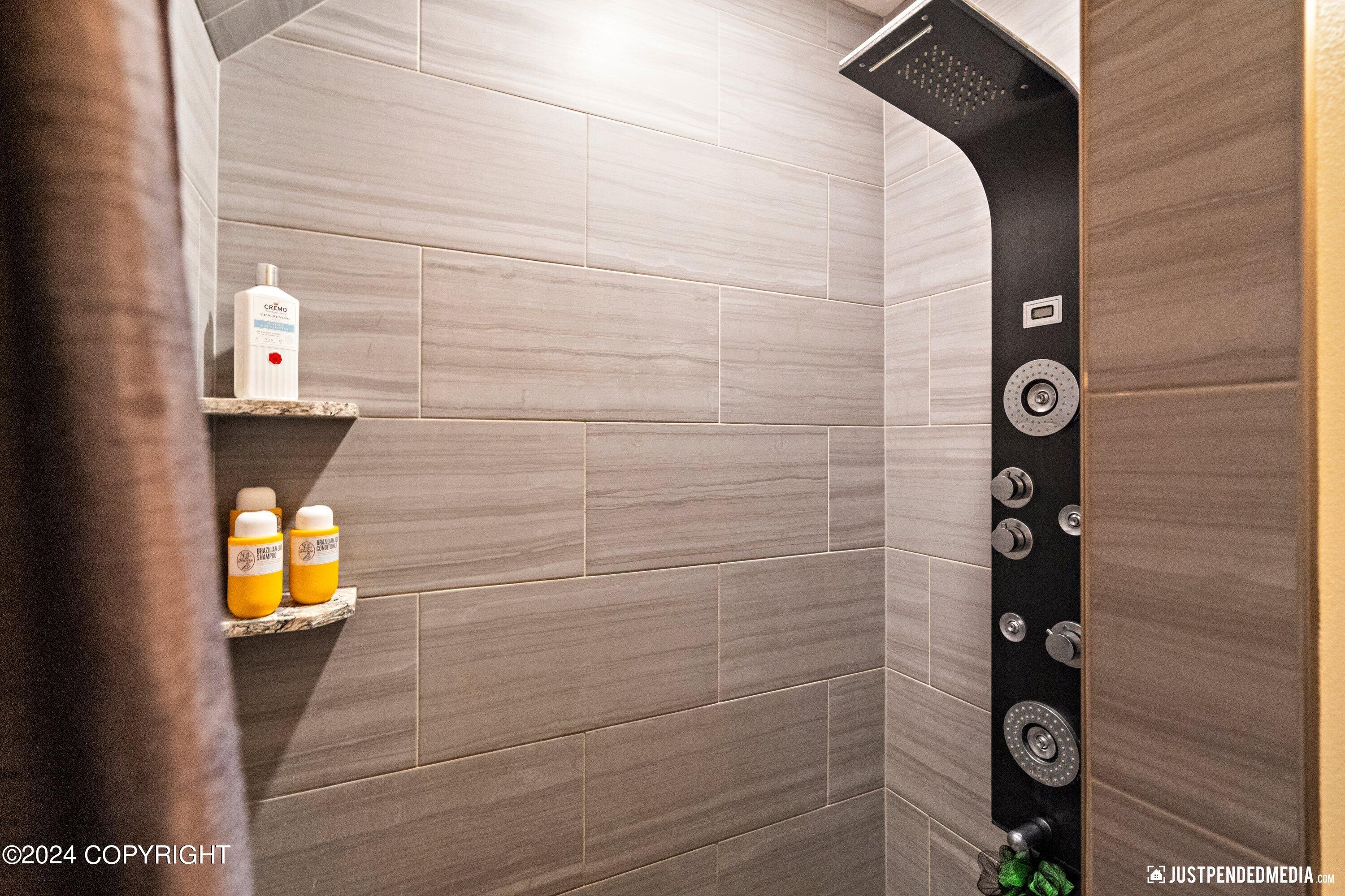 3666 S Barn Gable Loop