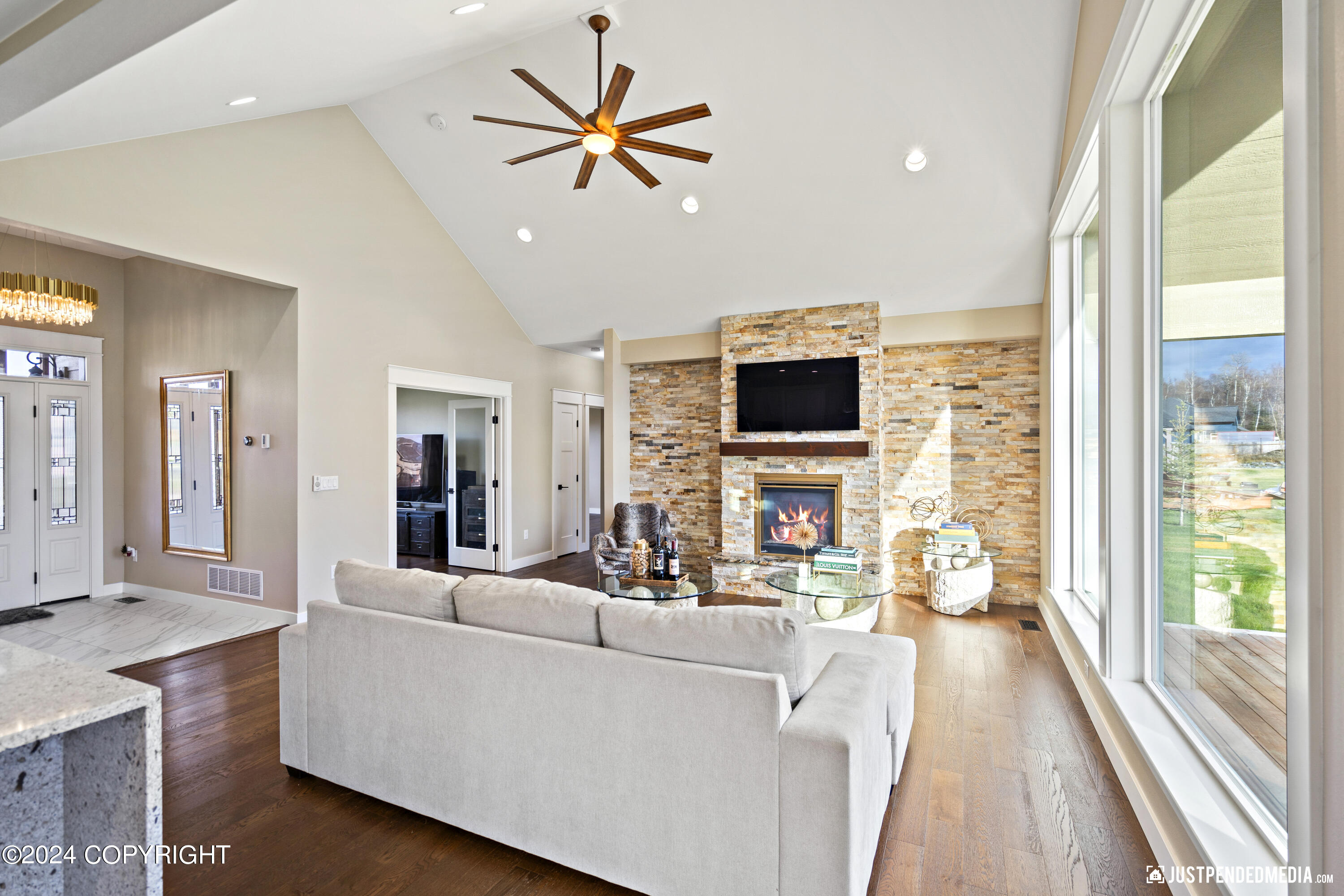 3666 S Barn Gable Loop