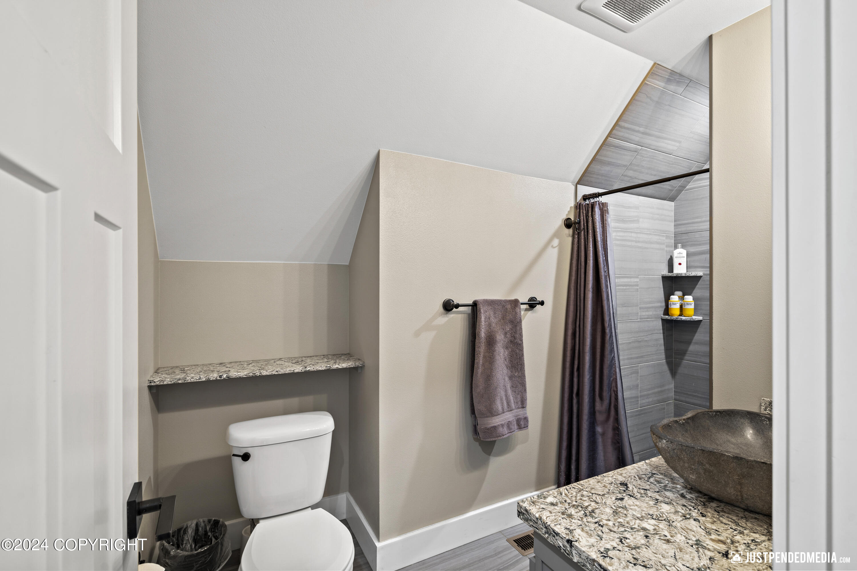 3666 S Barn Gable Loop