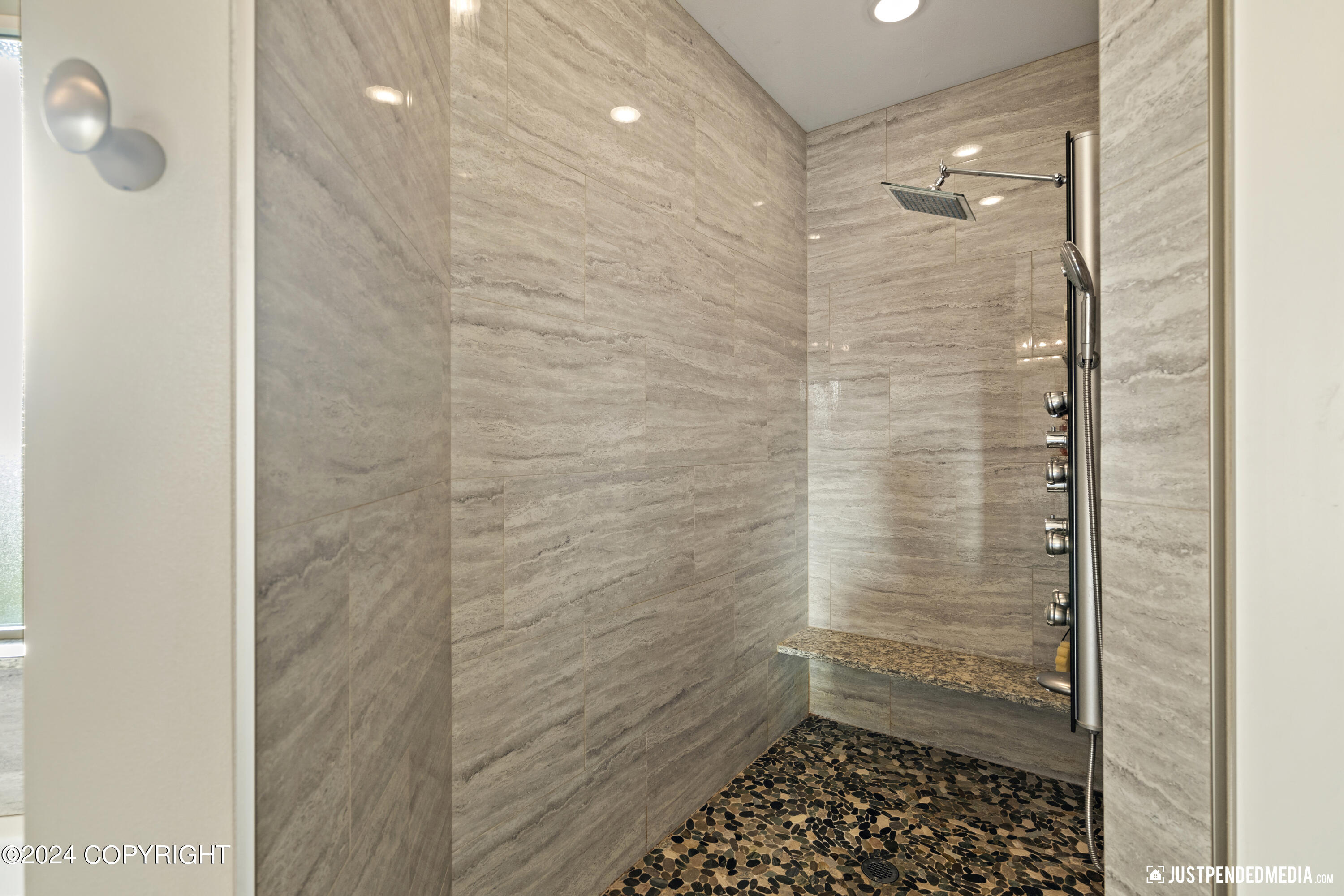 3666 S Barn Gable Loop