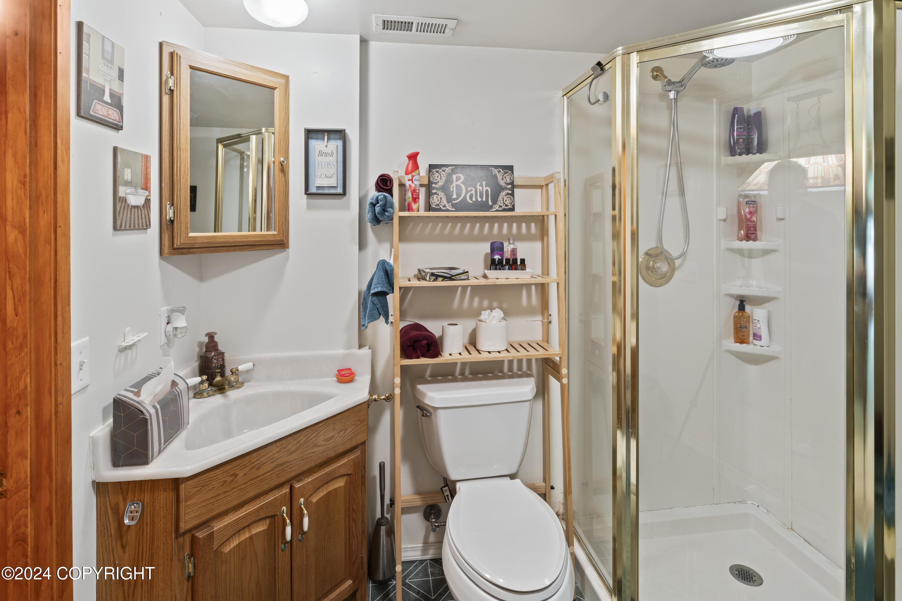 8571 Queensboro Avenue