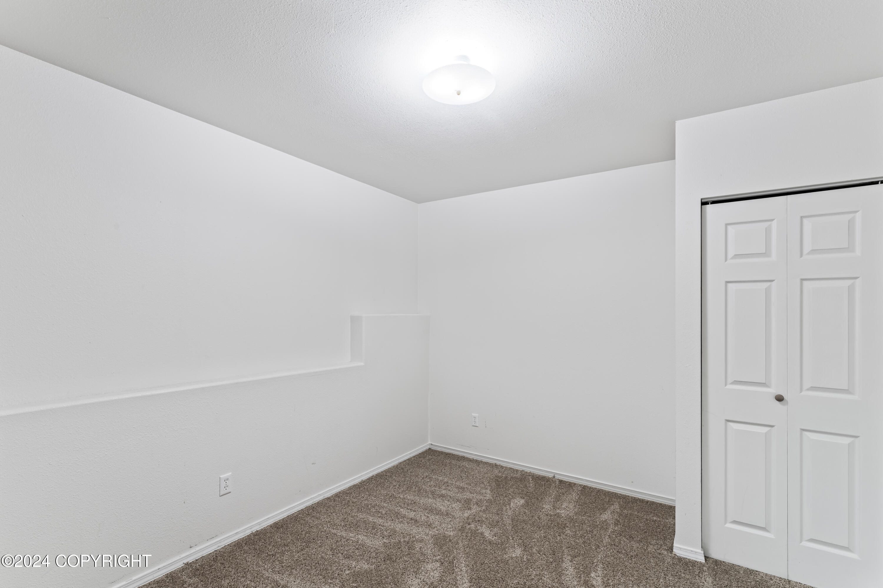 8571 Queensboro Avenue