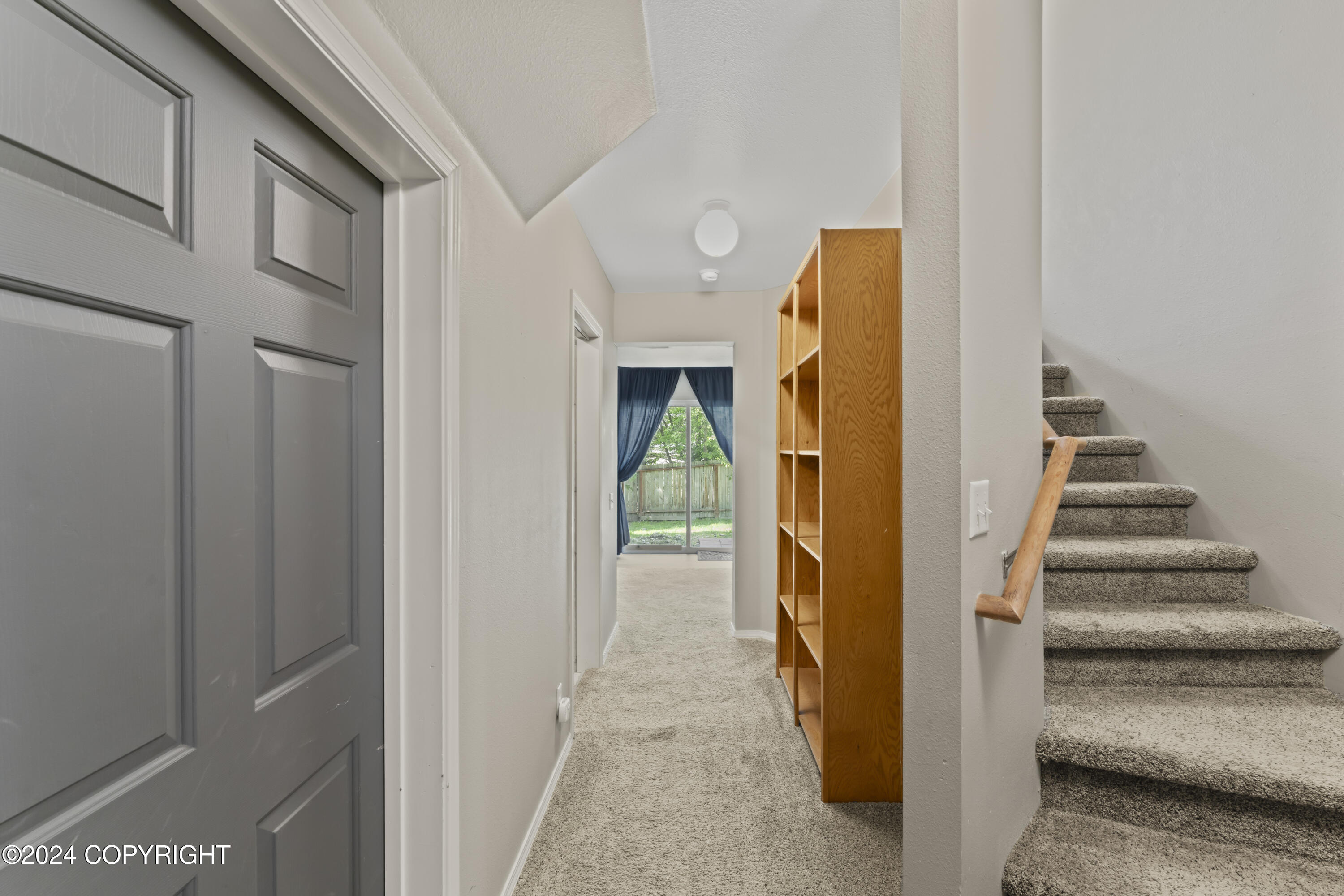 8571 Queensboro Avenue